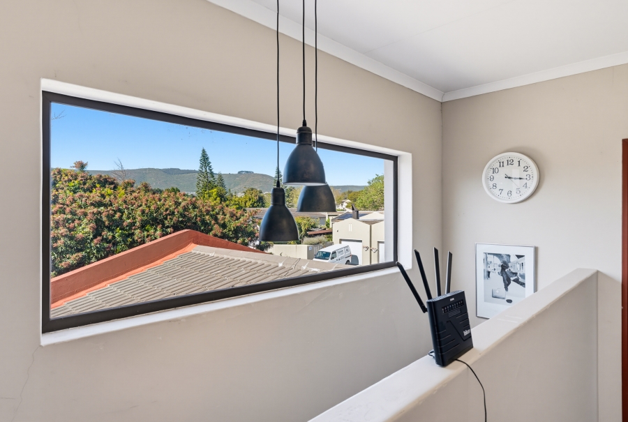 4 Bedroom Property for Sale in Edgemead Western Cape